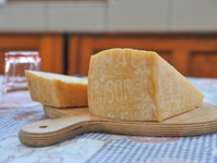 Cheese Asiago Dop von Malga I Lotto Valmaron