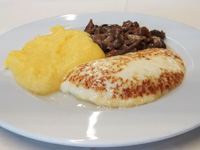 Tosella with polenta and mushrooms