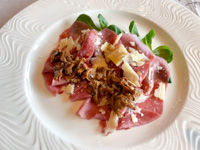 Asiago salada meat, mushrooms and Stravecchio