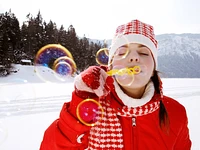 "Snow" soap bubble show and workshop in Canove di Roana - December 28, 2023