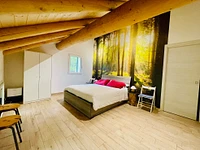The large Primavera room