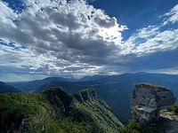 Altar Knotto e Altaburg: escursione guidata tra storia e leggenda - Rotzo, Lunedì 26 agosto (9.00-12.30)