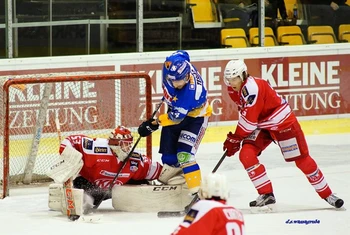 Asiago hockey vs ec kac ii foto di david s wassagruba