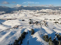 Altopiano di Asiago dal parapendio di Fabio Ambrosini Bres proiezione docufilm