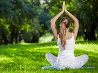 Lezione di benessere psicofisico e yoga taoista a Treschè Conca - 3 agosto 2023
