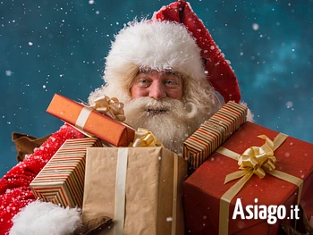 Arriva Babbo Natale a Camporovere di Roana sull'Altopiano di Asiago