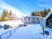 Forte Corbin coperto dalla neve