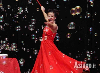 La pettirossa bubble show a Canove di Roana