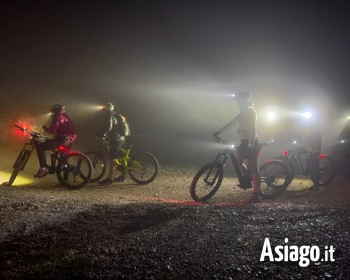Escursione gin e-bike in notturna al Forte Lisser con il Rifugio Valmaron