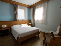 Una delle luminose camere del B&B