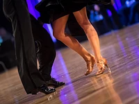 Corso di salsa e bachata a Cesuna