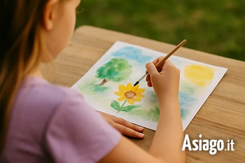 Acquerelliamo il mondo laboratorio artistico per bambini a Gallio