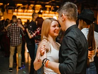 Lezione di salsa, bachata e kizomba - Canove, Mercoledì 9 luglio 2025