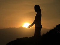 Yoga all'alba - Camporovere di Roana, sabato 25 luglio 2026
