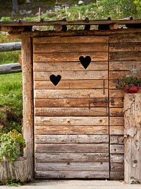 At the Alpine Refuge there are many details to discover and photograph