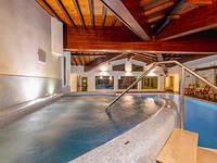 Der Whirlpool des Pools