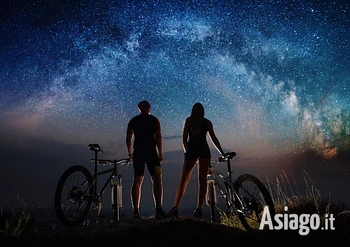 Escursione in ebike sotto le stelle sull'Altopiano di Asiago