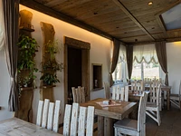 Gemütliches Ambiente im Bergstil