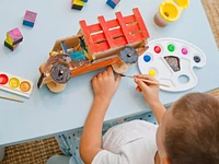 Laboratorio creativo con il legno per bambini a Gallio