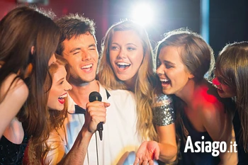 Serata con Karaoke e dj sull'Altopiano di Asiago