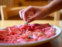 The freshest carpaccio of the Alpine Refuge bar