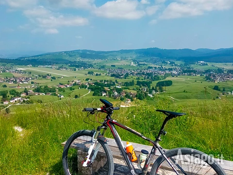 Una sosta per ammirare il panorama su asiago