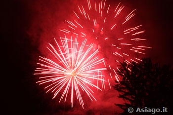 Fuochi d'artificio ad Asiago