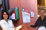 Roana - Un nuovo defibrillatore al Palaciclamino di Cesuna: un gesto concreto per la sicurezza di tutti, residenti e turisti