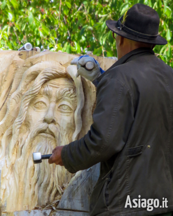 simposio di scultura su legno treschè conca 2021