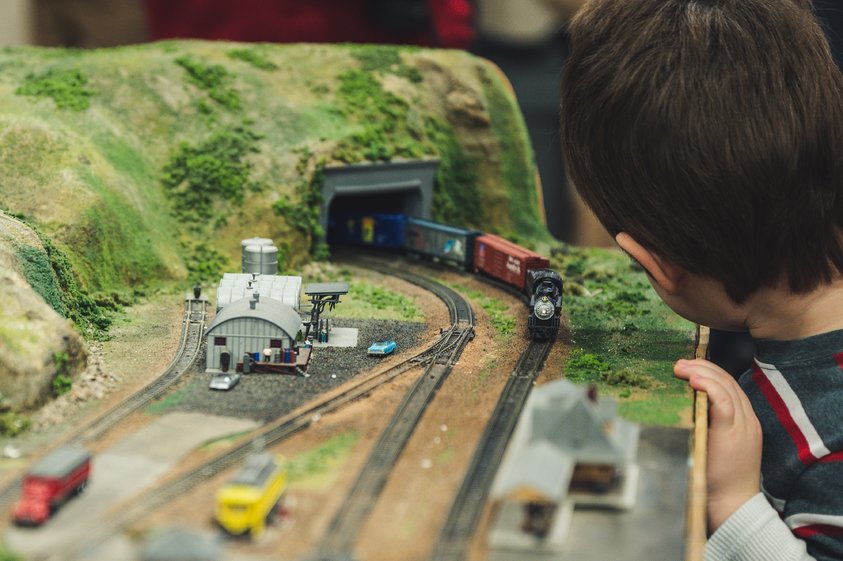 Il fascino dei trenini: laboratorio di modellismo ferroviario con plastico  e modellini - 25 ottobre 2020