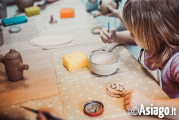 Bambini al laboratorio di Asiago