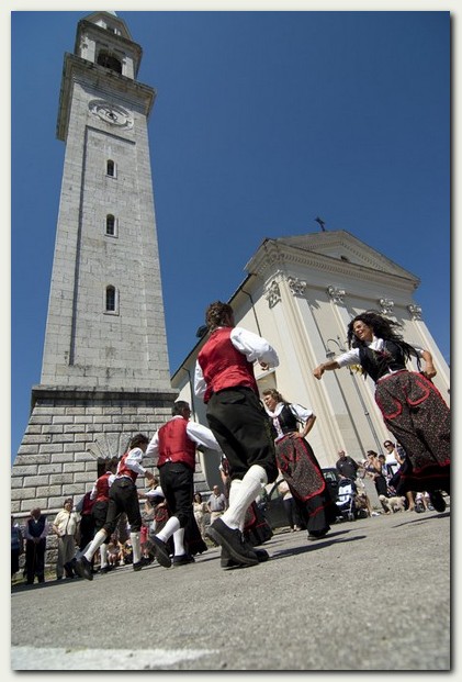 Cimbri in festa Hoga Zait a Roana