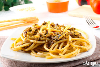 Bigoli con le sarde Bigoli con le sarde