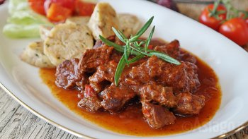 Carne alla cacciatora Carne alla cacciatora