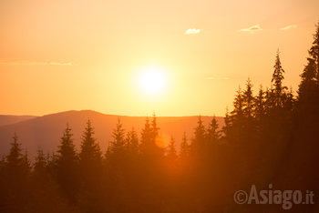 Tramonto in montagna