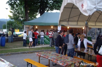 Serata in musica con Stand Gastronomico