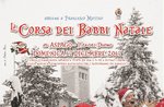 Den Ablauf der Weihnachtsmänner-Walk/Run für wohltätige Zwecke in Asiago-17. Dezember 2017