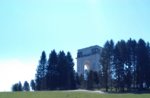 Beleuchtung der Fackel am Ossario und Parade, die Hochebene von Asiago, Mai 23.