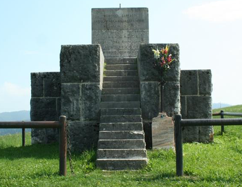 Monumento a Roberto Sarfatti