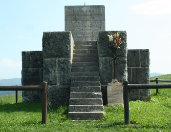 Monumento a Roberto Sarfatti Monumento a Roberto Sarfatti