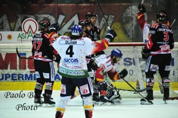 Partita di hockey sul ghiaccio ad Asiago