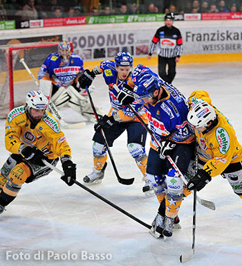 Partita di hockey su ghiaccio Asiago - Val Pusteria