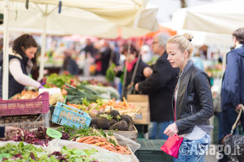 Mercatino Bontà e Benessere a Enego