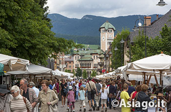 Mercatini dell'Antiquariato in centro ad Asiago