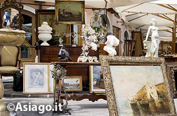 Mercatini dell'Antiquariato in centro ad Asiago