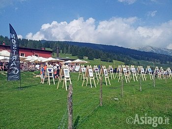 Mostra opere artisti in Val Formica