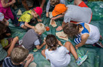 Kunst-Kreativlabor für Kinder "Felsmalerei, prähistorische Kunst experimentieren" in Asiago - 10. august 2021