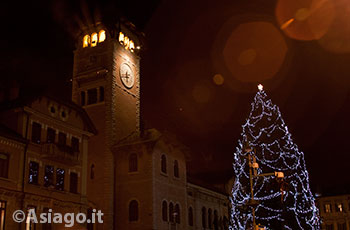 Accensione dell'Albero di Natale ad Asiago