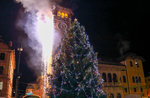 Traditionelle Beleuchtung des Weihnachtsbaums in Asiago - 4. Dezember 2021