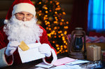 Der Weihnachtsmann wartet auf alle Kinder in seinem Haus in Asiago - 12. Dezember 2021